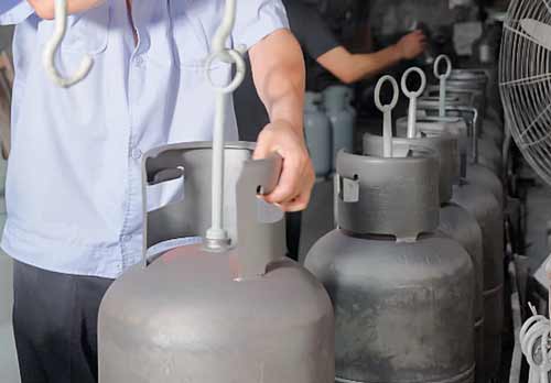 How Importers Respond to Predicted LPG Cylinder Shortage India March 2026
